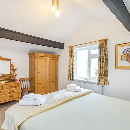 Journeyman Loft Holiday home