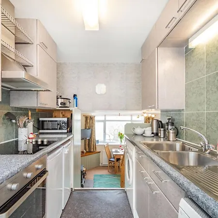 Journeyman Loft Holiday home *