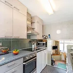 Nyaraló Journeyman Loft *